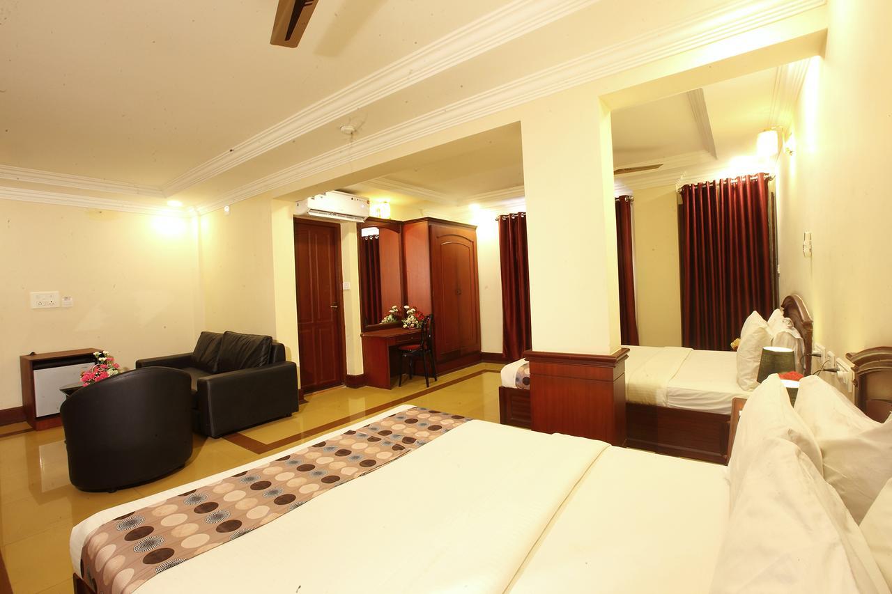 Trichur Towers Thrissur Eksteriør bilde