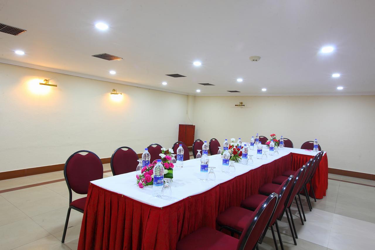 Trichur Towers Thrissur Eksteriør bilde