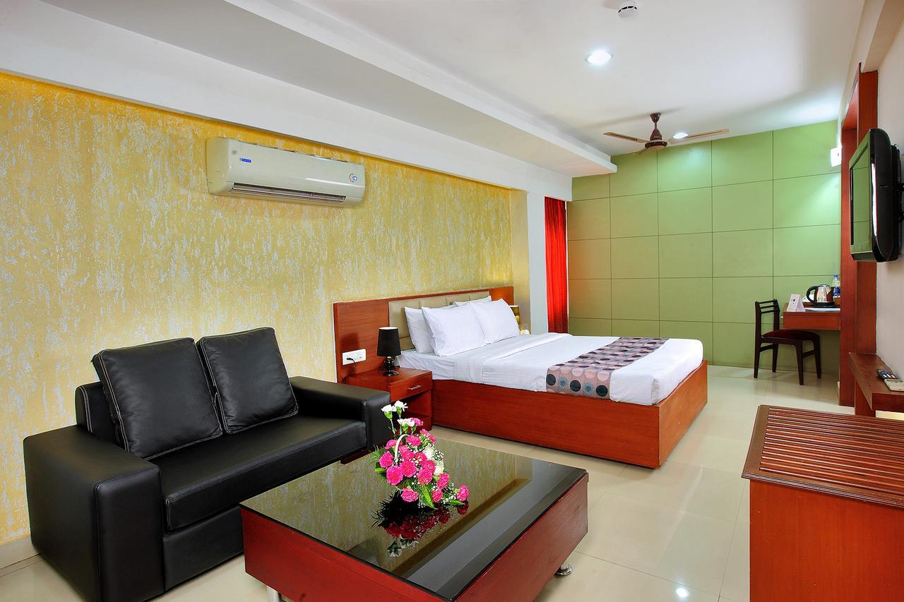 Trichur Towers Thrissur Eksteriør bilde
